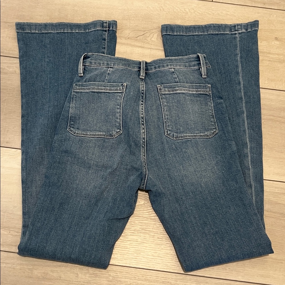 Frame Le Bardot Jonah Flare Jeans - Picture 6 of 7